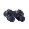 Caméra binoculaire noire tenue dans la main de vision nocturne pour la chasse