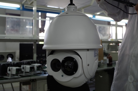 député britannique 2,1 à grande vitesse de la caméra 600m d'IP PTZ du dôme IR de HD pour la surveillance d'usine